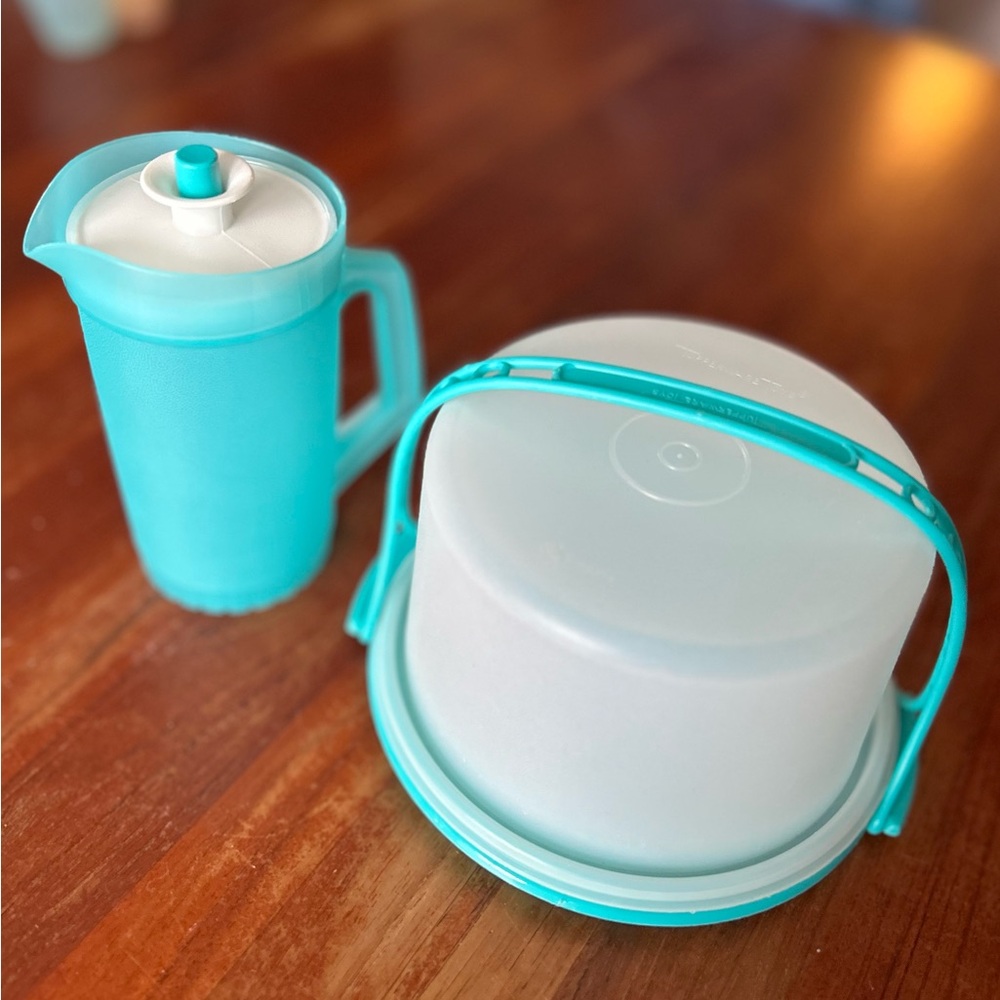 Tupperware Tupper Toys Turquoise Pitcher And Cake Carrier